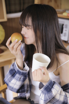 强行挺进朋友漂亮的娇妻